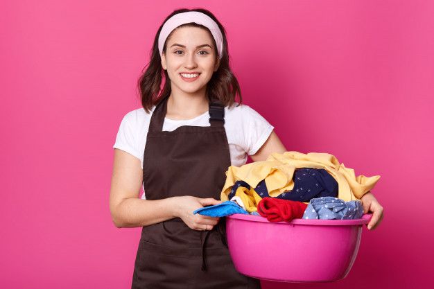 Agar tetap awet, menyortir pakaian sebelum mencuci adalah pilihan yang tepat. Yuk, ikuti langkah mudah menyortir cucian!