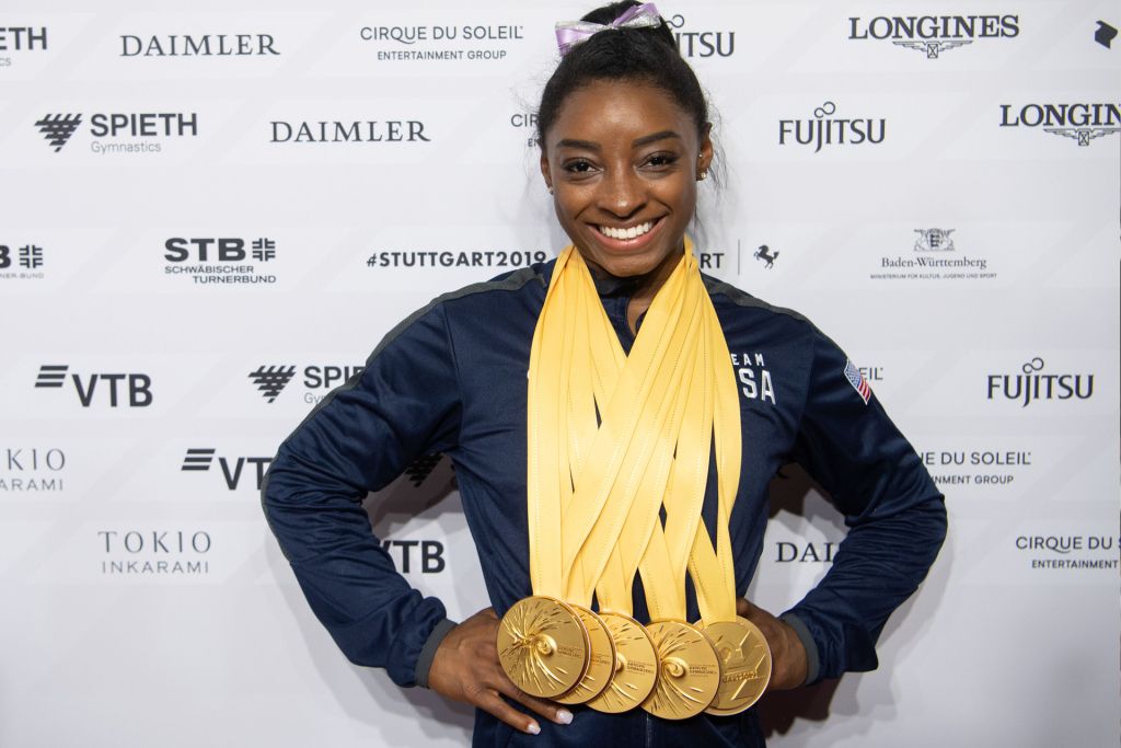 Simone Biles menjadi atlet senam perempuan satu-satunya yang selalu memenangkan setiap kompetisi yang dia ikuti sejak tahun 2013. 
