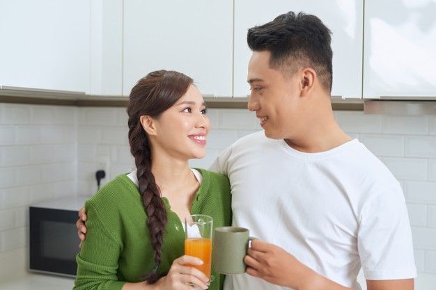 Menurut pakar, ini hal-hal yang perlu diperhatikan saat akan memilih pasangan.
Yuk simak penjelasan berikut!