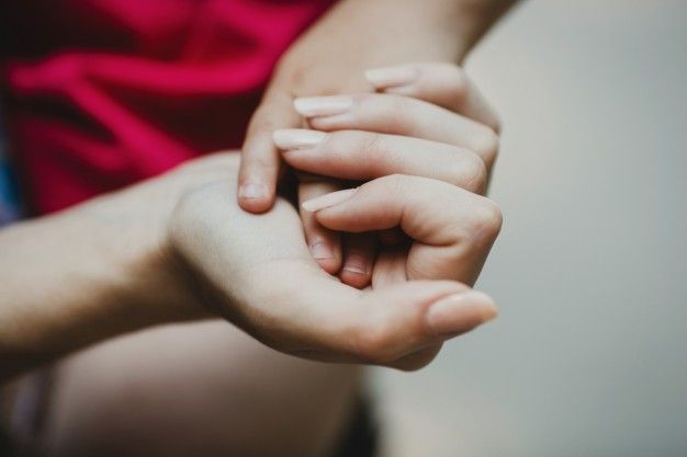 Ini alasan pentingnya ruang aman untuk ibu tunggal atau single moms bercerita tanpa rasa takut dihakimi.