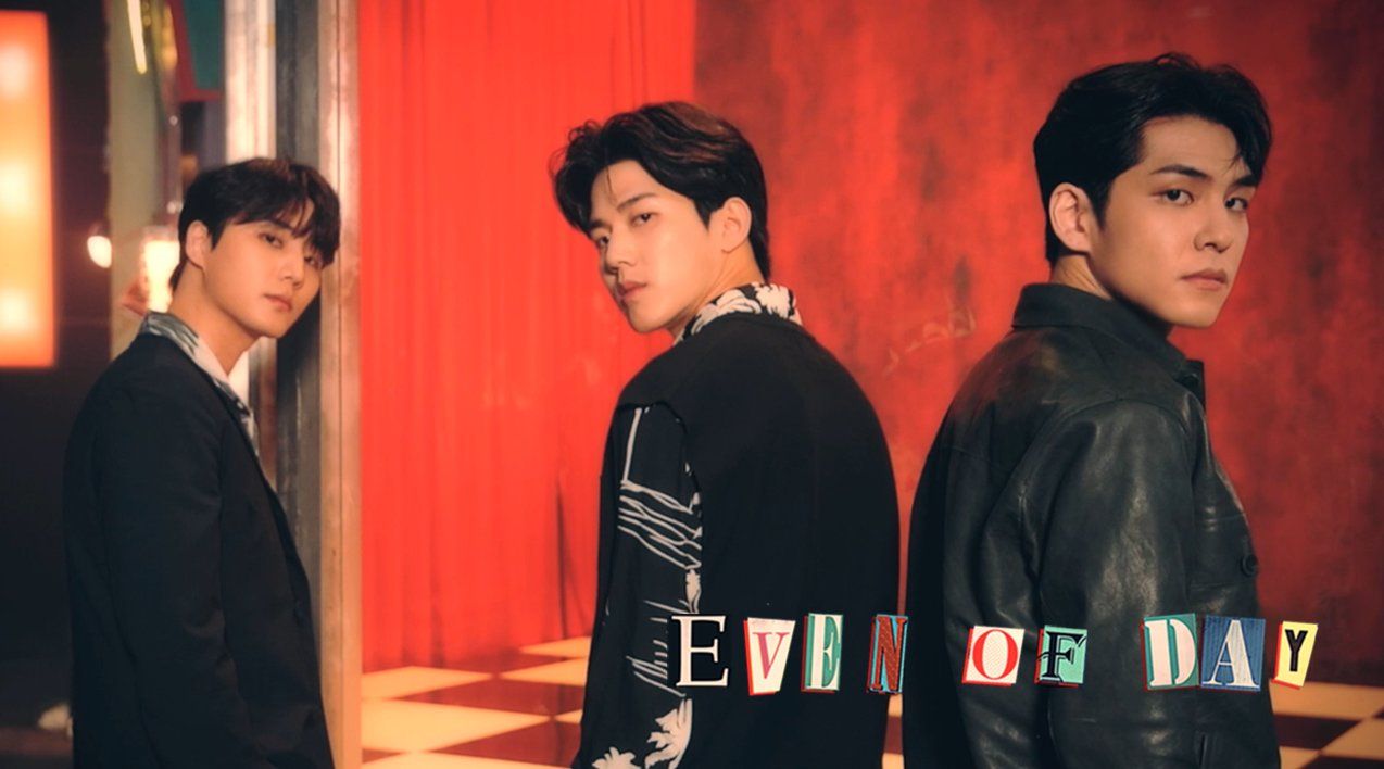 Even of Day merilis mini album kedua bertajuk Right Through Me pada Senin (5/7/2021). Begini kata personal soal lirik favorit dan makna lagu. 