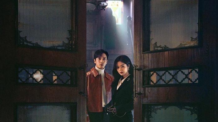 Salah satunya ada drama genre horor Sell Your Haunted House: Season 1, inilah deretan drama Korea yang tayang bulan Juli 2022 di Netflix.