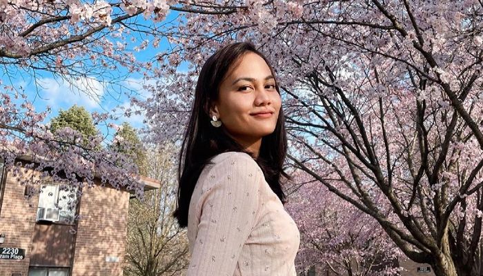 Pengakuan pilot perempuan Indonesia, Mellisa Anggiarti tentang tantangan yang dihadapi selama bekerja di bidang yang didominasi laki-laki.