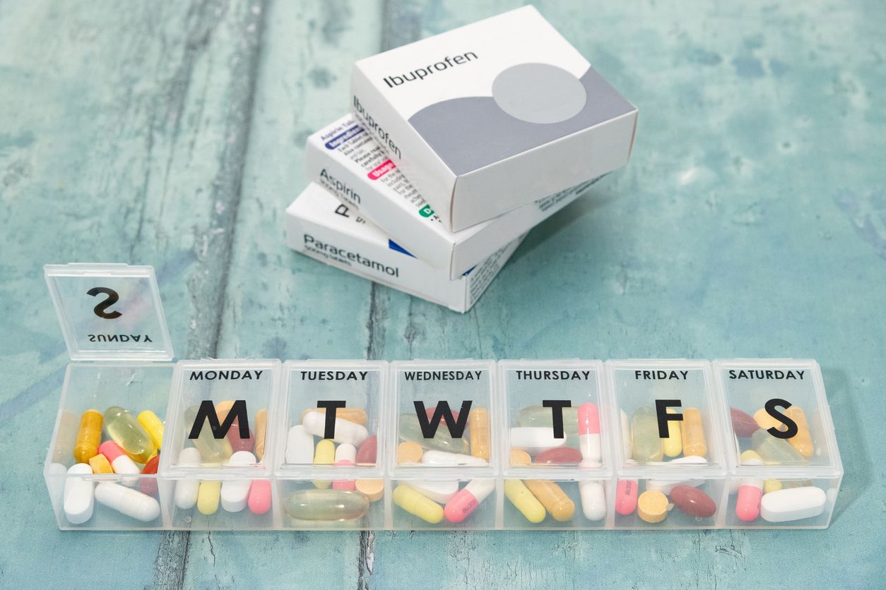 Meski ampuh atasi nyeri dan rasa sakit, ini yang akan terjadi jika kamu mengonsumsi ibuprofen berlebihan.