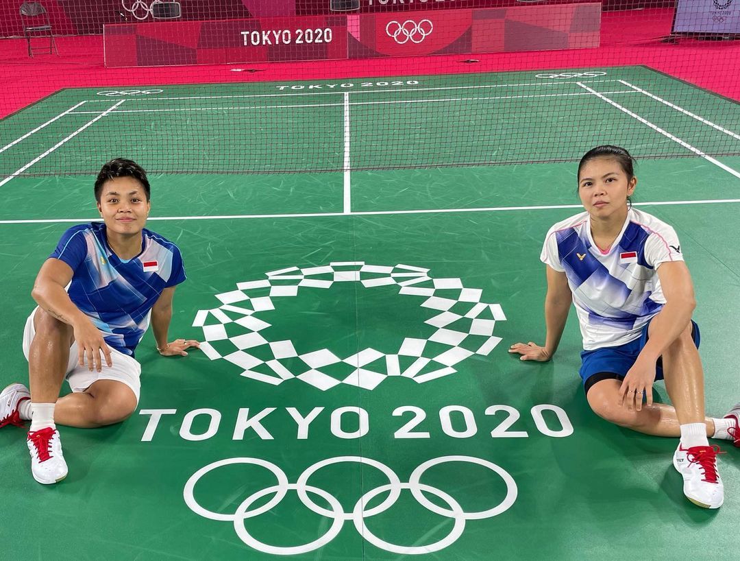 Greysia Polii dan Apariyani Rahayu, pasangan ganda putri yang menangkan medali emas.
Dari rencana gantung raket hingga kedetakan mereka