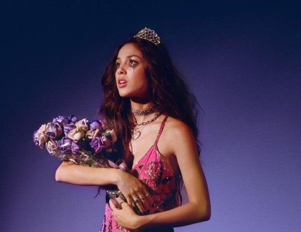 Olivia Rodrigo, musisi Amerika Serikat telah resmi terikat kontrak dengan Sony Music pada Rabu (4/8/2021) waktu setempat. 