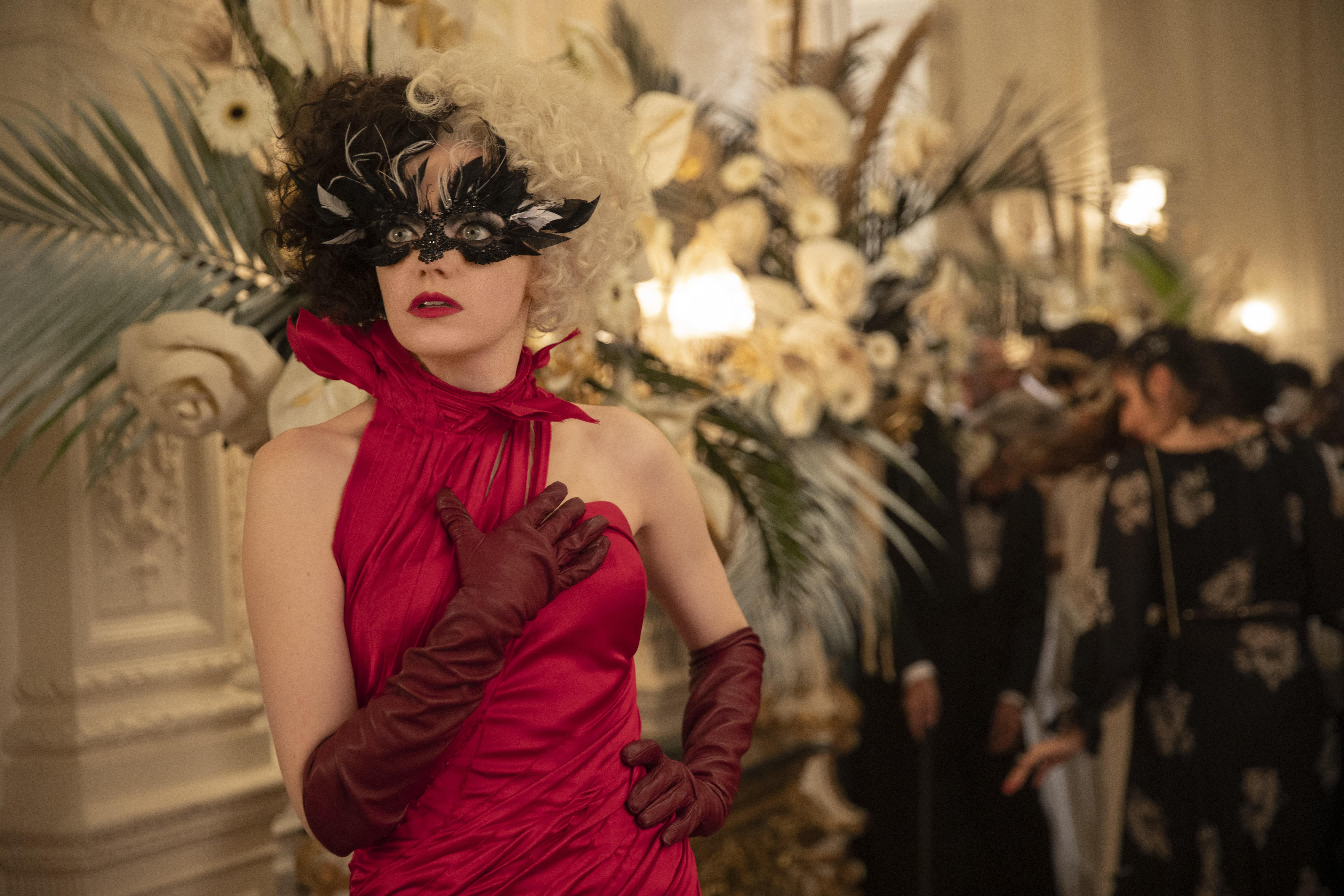 Berani tampil beda, begini tips bisnis ala Cruella de Vil dalam film Disney Cruella yang bisa kamu pelajari!