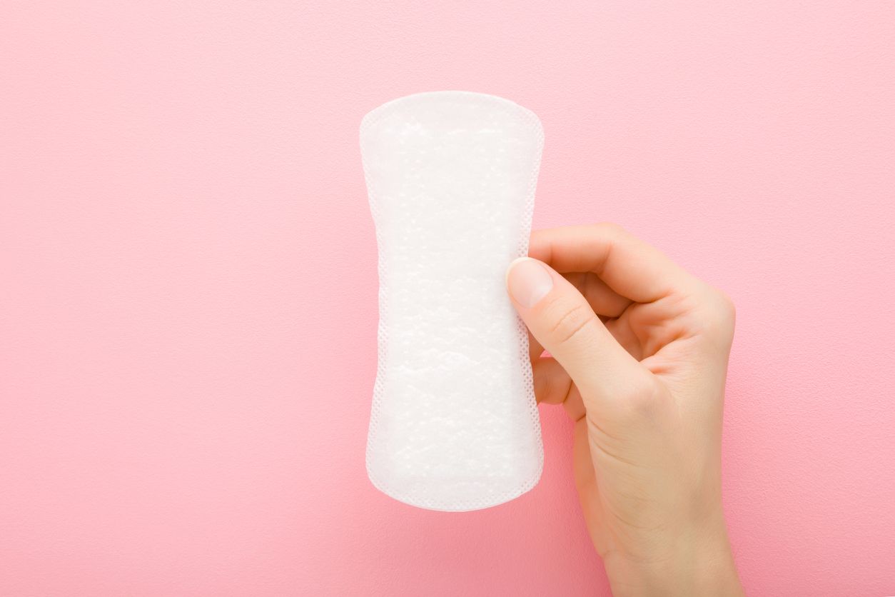 Jangan lagi pakai pantyliner saat keputihan. Meski membuatmu merasa nyaman, ternyata ini bahaya sering pakai pantyliner saat keputihan!