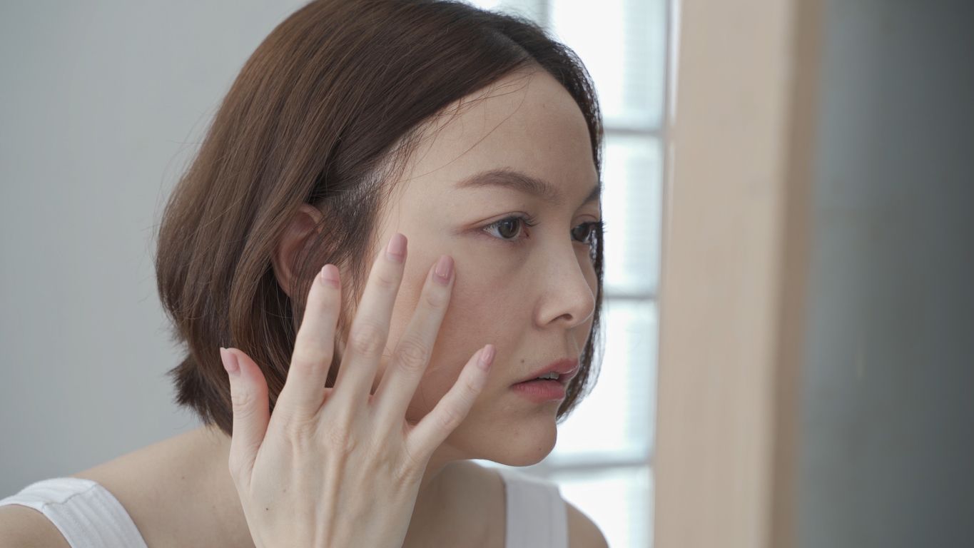 Mulai dari perbedaan skin barrier rusak dengan kulit sensitif sampai penampilan bridesmaid Ria Ricis, simak yuk berita terpopuler hari ini!