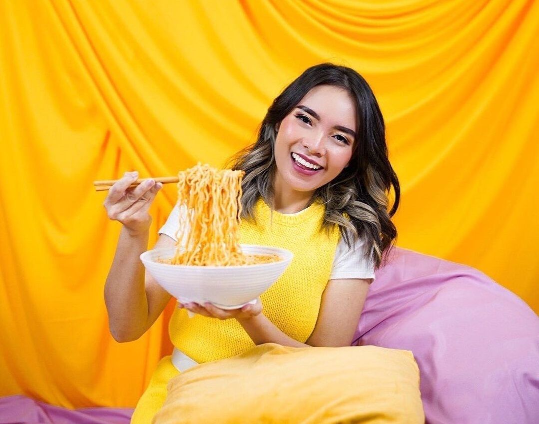  food vlogger Mgdalenaf membocorkan 4 trik andalannya dalam menemukan jutaan menu kuliner nikmat dari ratusan ribu merchant UMKM di GoFood.