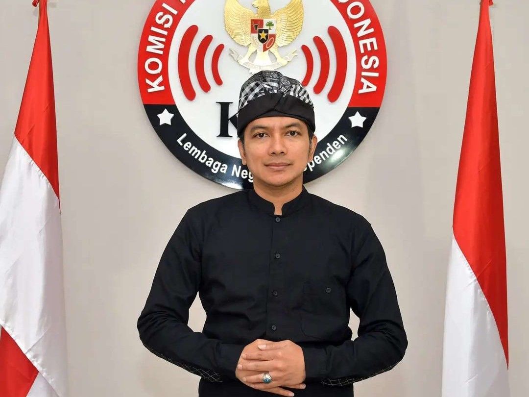 Ketua KPI, Agung Suprio memberikan tanggapannya mengenai glorifikasi bebasnya Saipul Jamil yang ditayangkan hingga ke televisi. Simak tanggapannya.