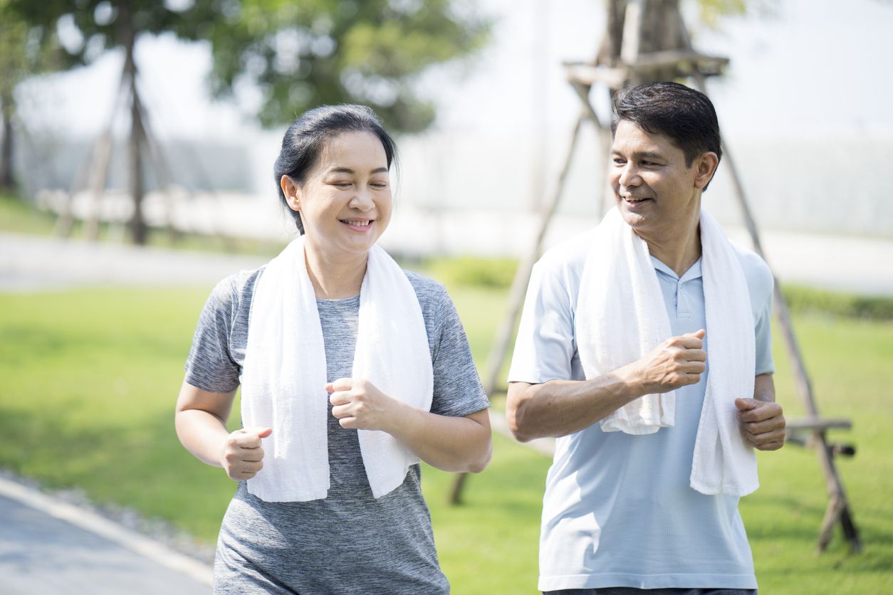 Tidak ada kata terlambat untuk memulai olahraga di usia berapa pun. Bagi Kawan Puan yang kini menginjak usia 40an, yuk ikuti langkah ini.