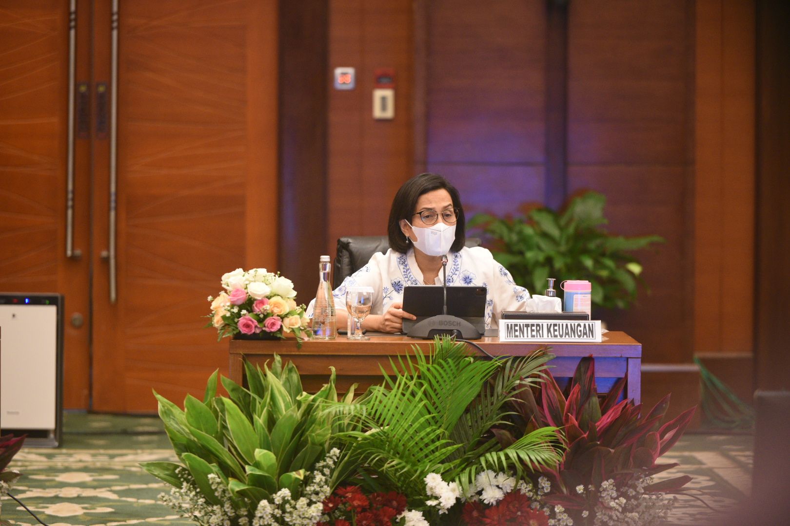 Sri Mulyani baru saja menjelaskan aliran pajak masyarakat yang digunakan untuk APBN dan bantuan sosial. Seperti apa?