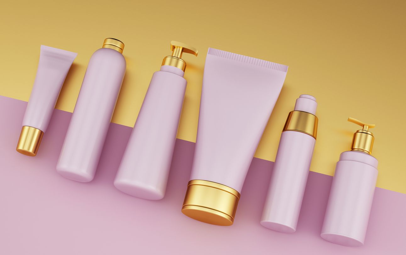 Baru-baru ini essence asal Korea yang mengandung pink plankton menjadi produk skincare viral di TikTok. Simak manfaat ekstrak plankton bagi kulit.