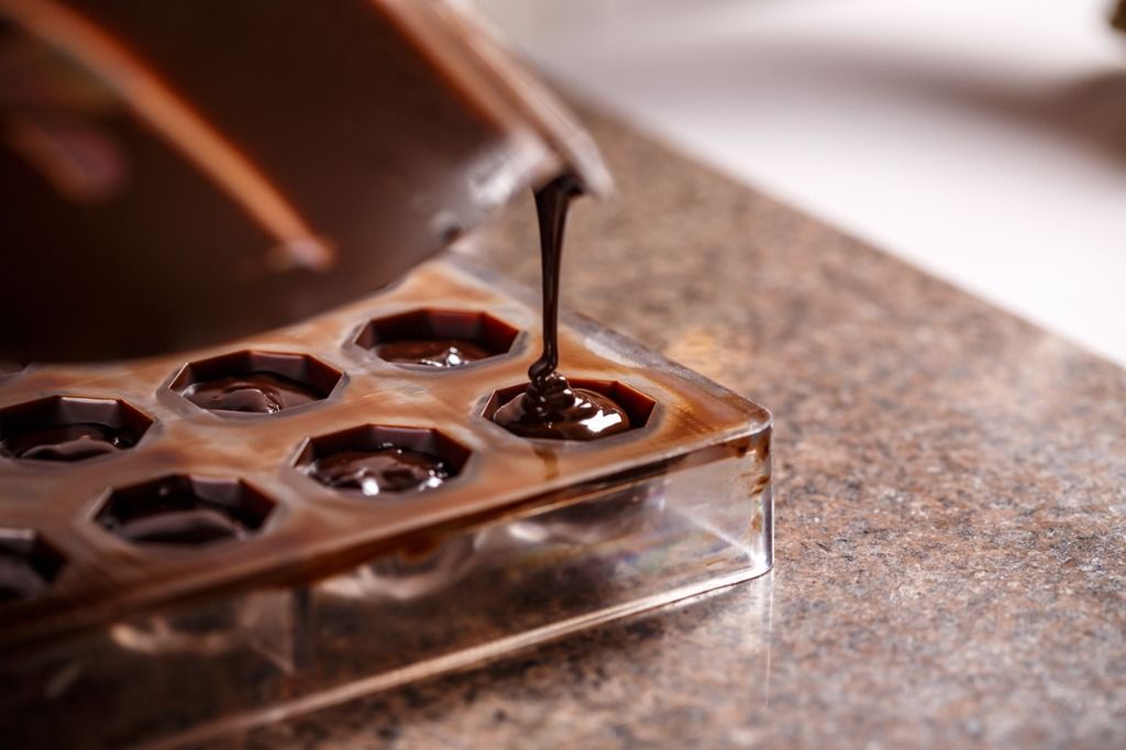 Kawan Puan, yuk rayakan Hari Cokelat Internasional dengan membuat cokelat dari rumah dan tak lupa mengikuti beberapa tips berikut ini