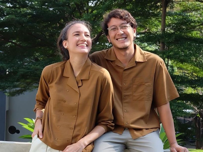 Nadine Chandrawinata beberapa waktu terakhir menceritakan soal dukungan dan peran Dimas selama dirinya menjalani kehamilan. Berikut kisahnya.