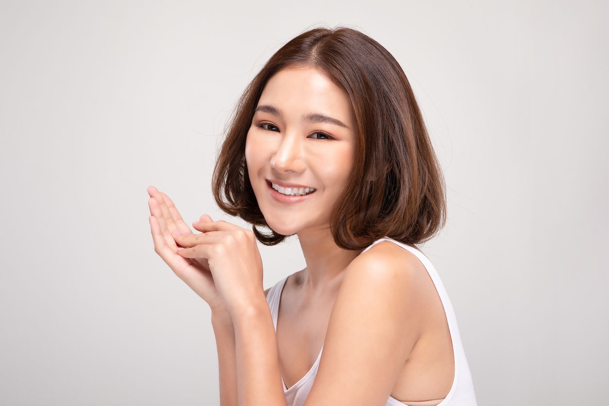 Kabar baik untuk Kawan Puan yang ingin mengubah warna rambut. Berikut rekomendasi cat rambut warna cokelat natural yang bisa kamu coba!