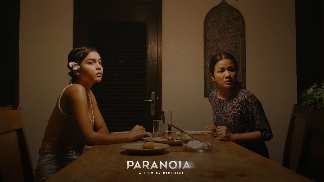 Film Paranoia produksi Miles Films secara resmi meluncurkan official trailernya. Film drama thriller ini dibintangi oleh Nirina Zubir.