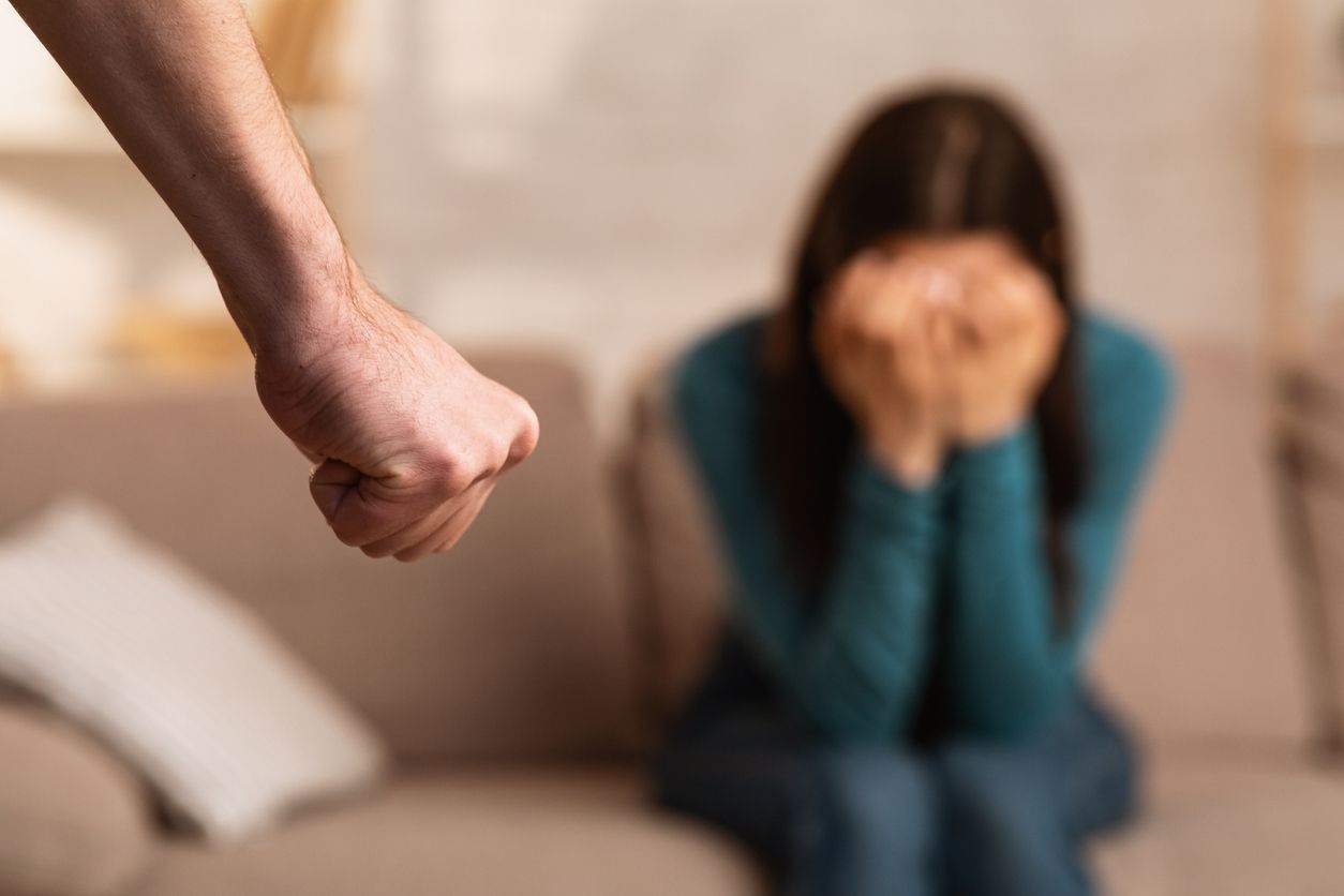 Kasus kekerasan pada perempuan dalam hubungan pacaran termasuk kedua tertinggi setelah kekerasan dalam rumah tangga. 