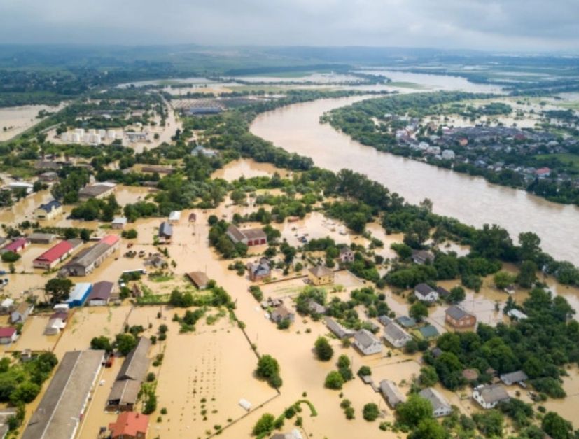 Jangan bingung dan panik, ini hal yang penting untuk Kawan Puan lakukan saat mengalami bencana banjir.