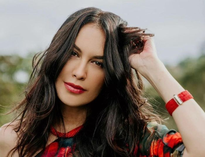 Sophia Latjuba baru-baru ini mengungkapkan rahasia bahwa dirinya punya fobia takut naik pesawat terbang hingga tidak keluar Jawa 10 tahun.