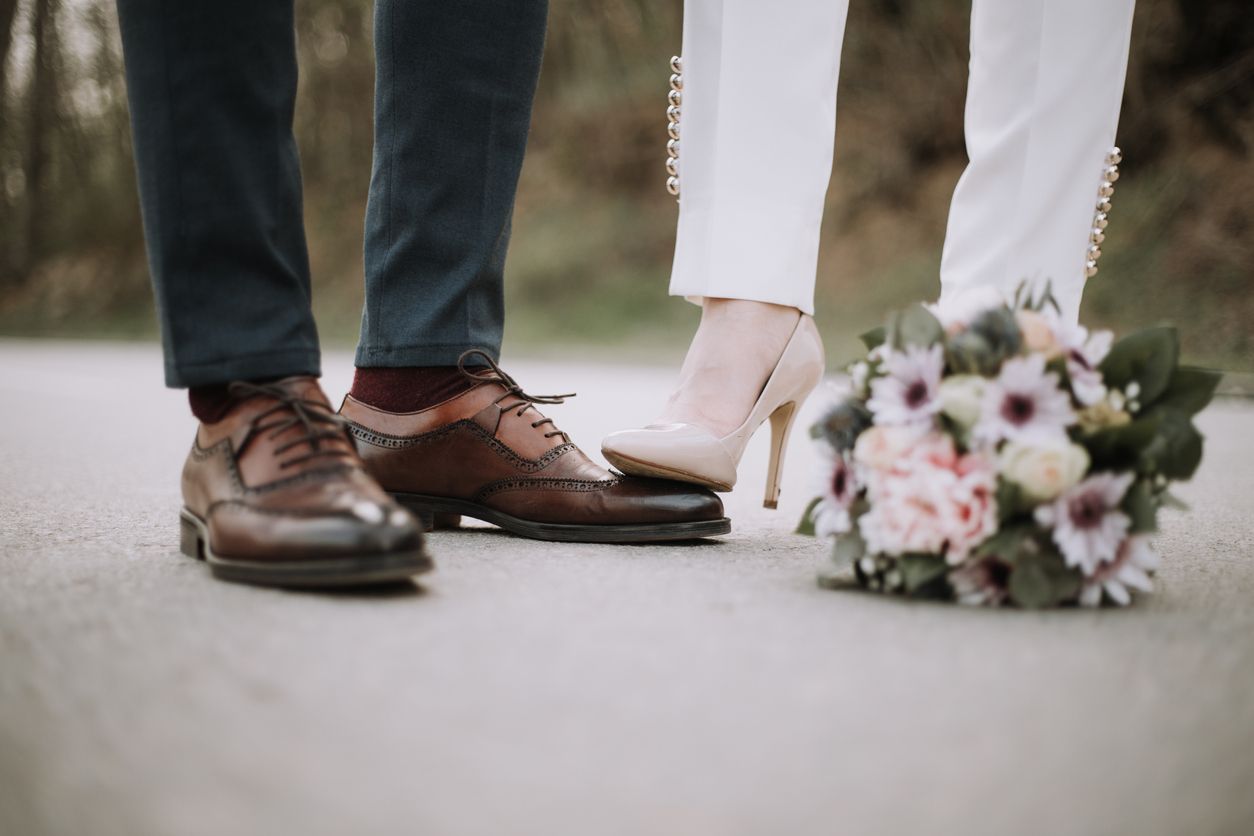 Foto prewedding banyak dilakukan sebelum perempuan menikah dengan pasangan pilihannya. Namun seberapa penting foto prewedding?