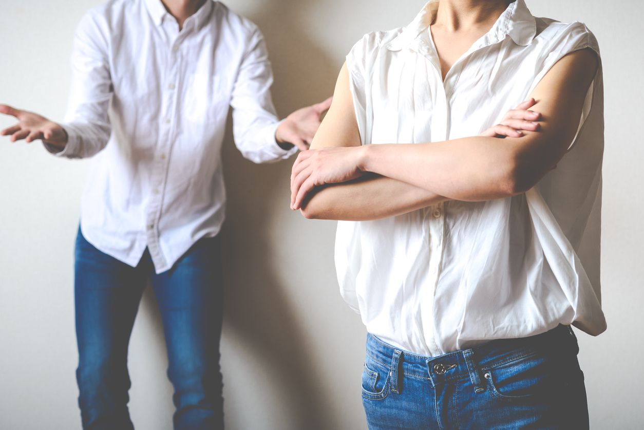 Setelah perempuan menikah dengan lelaki pilihannya, ternyata inilah 6 masalah umum yang dialami banyak pasangan.