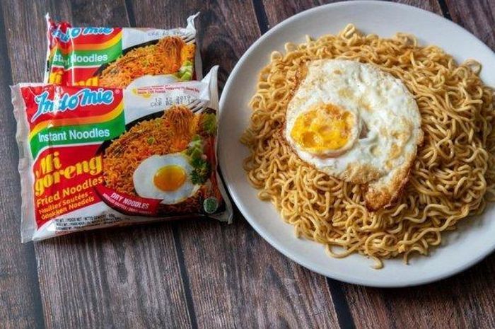 Indomie mi instan yang berasal dari Indonesia belum lama ini dinobatkan sebagai mi goreng terenak di dunia versi NY Magz untuk dua variannya.