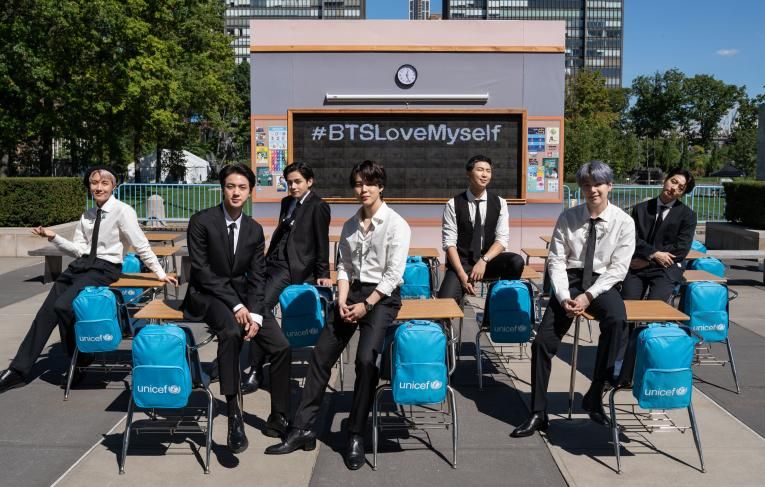 Boyband BTS dan UNICEF merayakan kesuksesan kampanye LOVE MYSELF yang sudah memberikan dampak positif bagi remaja.