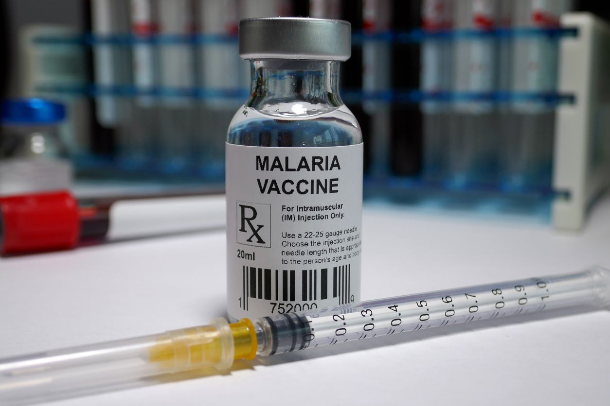 WHO mengumumkan vaksin malaria pertama di dunia, yang juga dapat untuk penyakit dari parasit lainnya.
