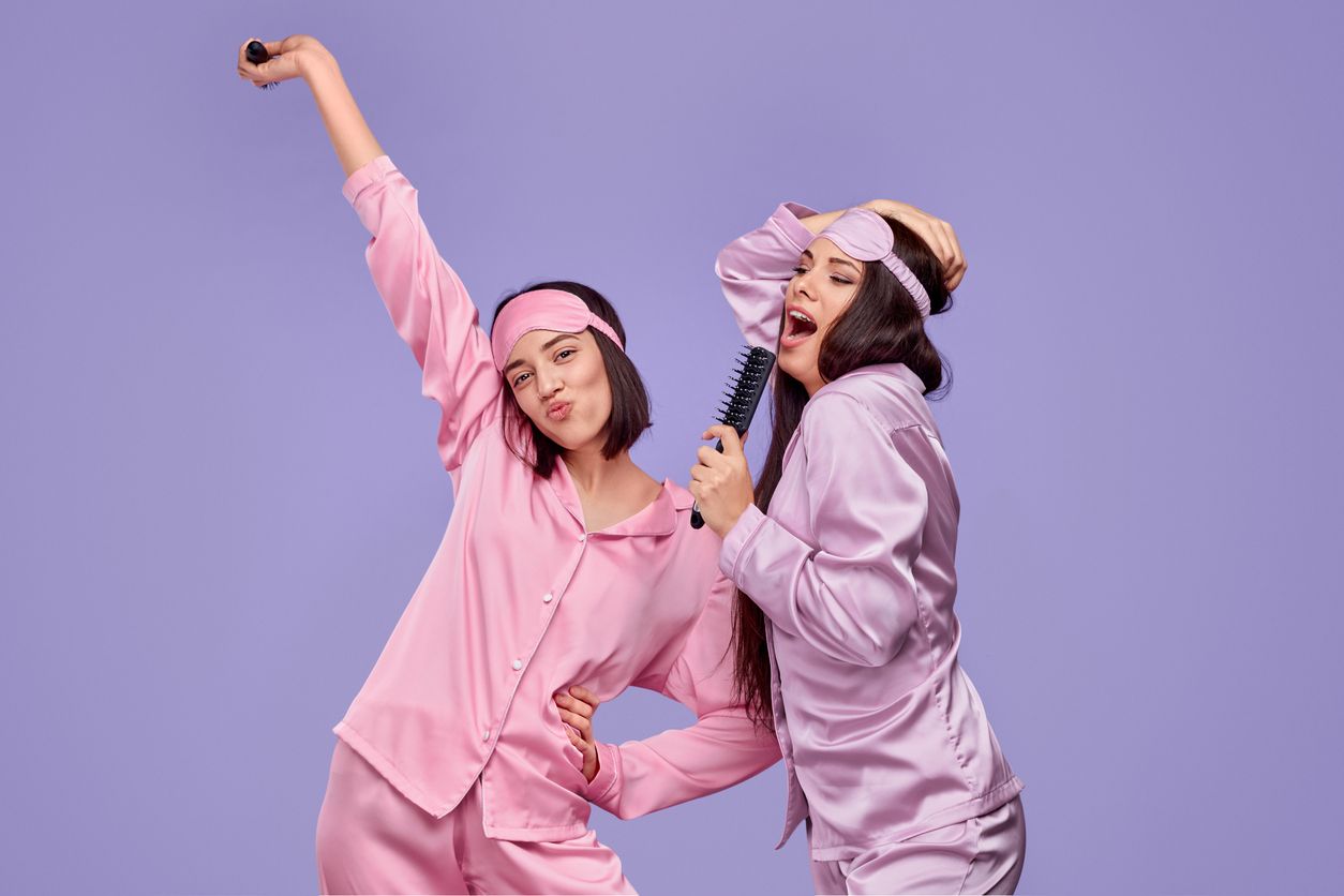 Ada daster hingga piyama, berikut rekomendasi baju tidur yang nyaman di Blibli. Simak penjelasan selengkapnya!