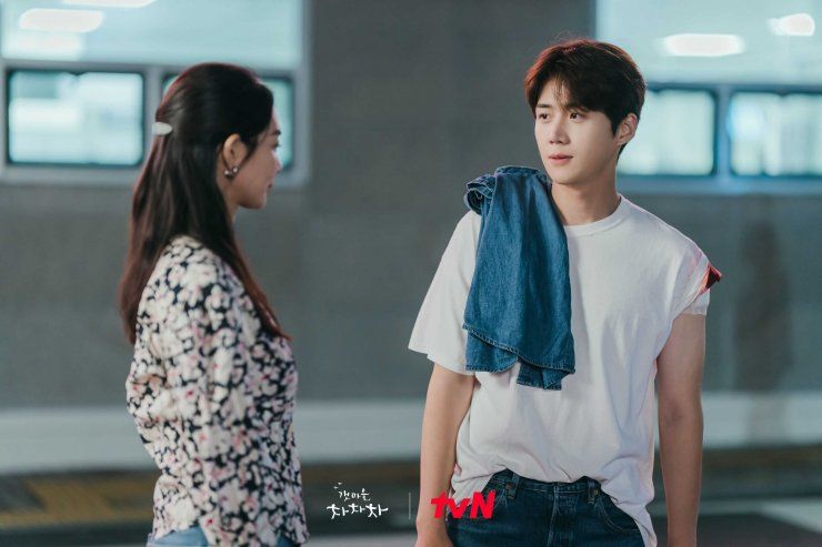 Drakor Hometown Cha Cha Cha sudah tamat pada Minggu (17/10/2021) dan memiliki rating tertinggi. Ini lima pelajaran hidup dari drama tersebut. 