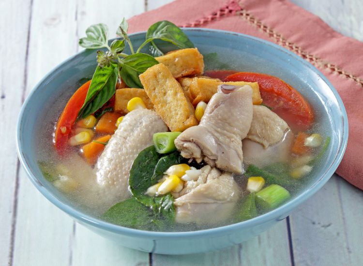 Kawan Puan berikut tiga artikel yang paling banyak dibaca di kanal Wellness hari ini, salah satunya makanan untuk redakan gejala Covid-19. 