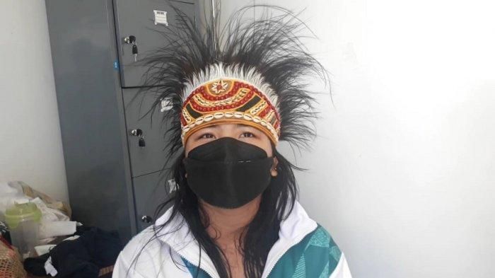 Annisa Fabiola, peselam yang berlaga di Pekan Olahraga Nasional (PON) XX Papua sukses menangkan selam laut jarak 3000 meter dan dapat medali emas. 