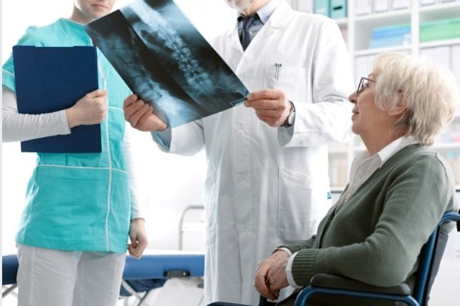 Kawan Puan dalam rangka Hari Osteoporosis Sedunia, berikut ini fakta seputar osteoporosis yang sebaiknya diketahui