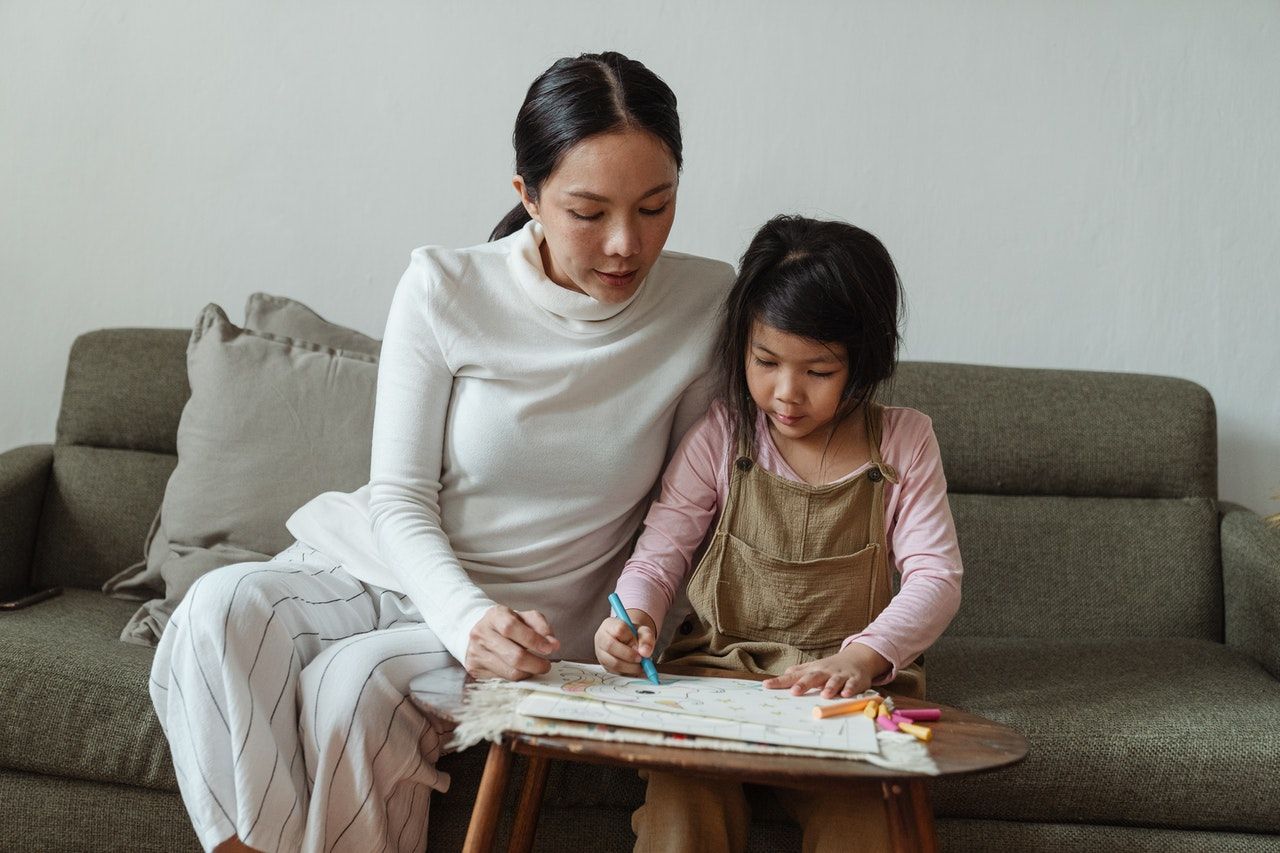 Orang tua di Jepang memiliki cara yang unik dalam mengajarkan disiplin pada anak. Simak caranya dalam rangka persiapan sekolah tatap muka!