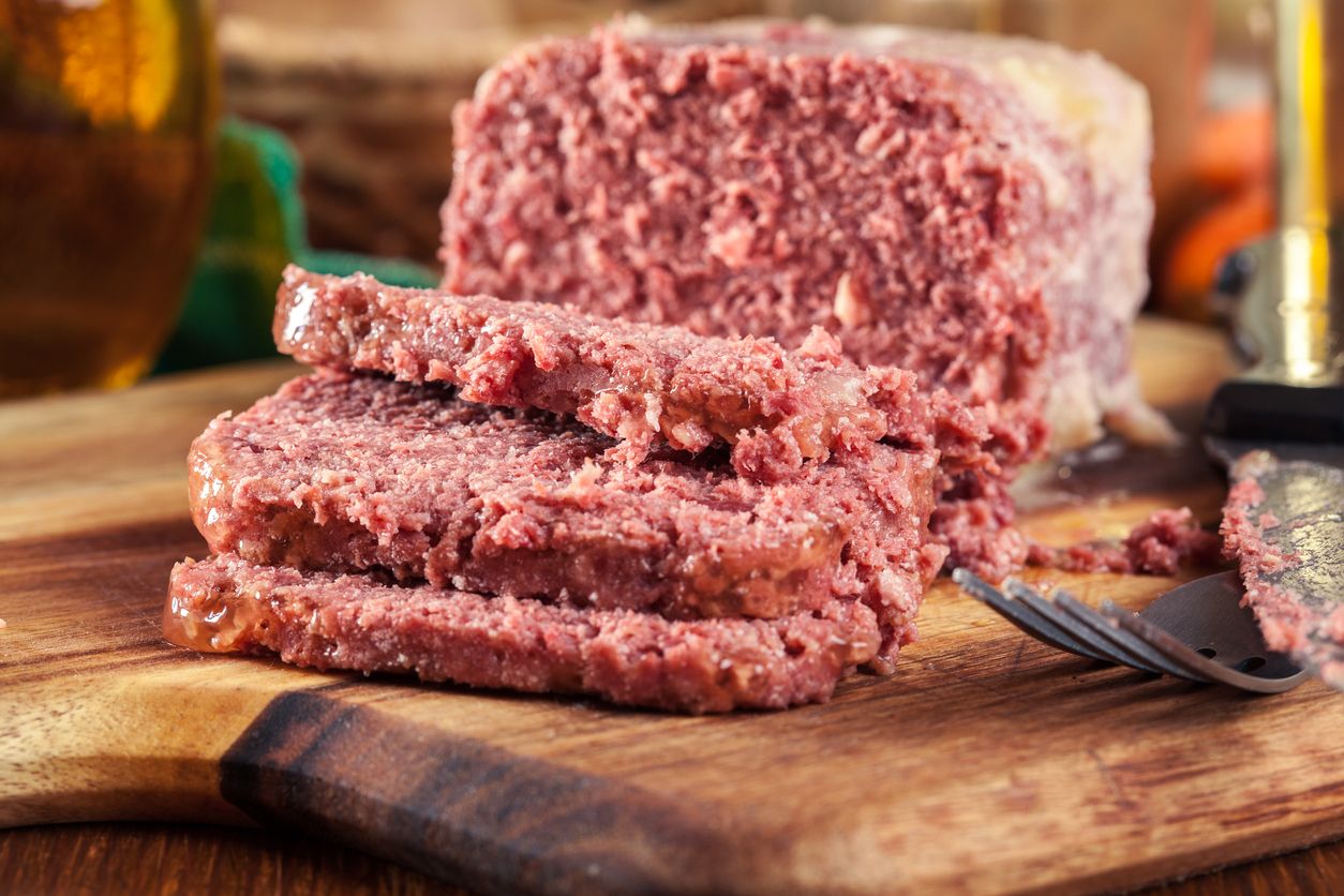 Kawan Puan, bingung memasak kornet sapi menjadi makanan yang enak? Tenang saja, cari tahu ide memasak kornet sapi kaleng ini, yuk.