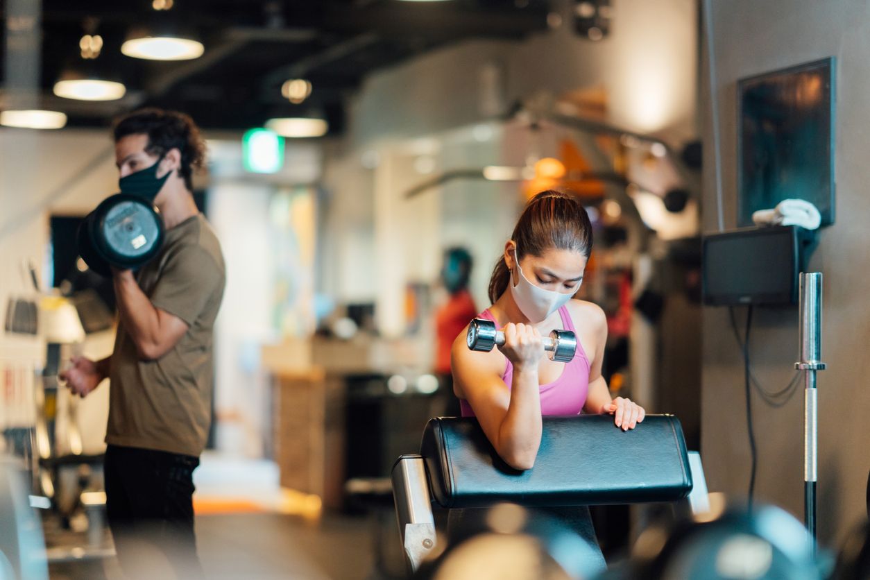PPKM di Jakarta dan beberapa daerah di Indonesia sudah masuk Level 1. Memasuki level terendah, kapasitas gym, ruang seni, dan area publik tambah.