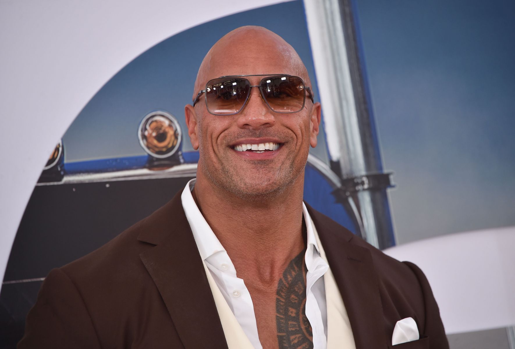 Dwayne Johnson selalu mengiyakan permintaan anak, bahkan jika ia harus didandani aneh-aneh demi sang putri tidak merasa fatherless.