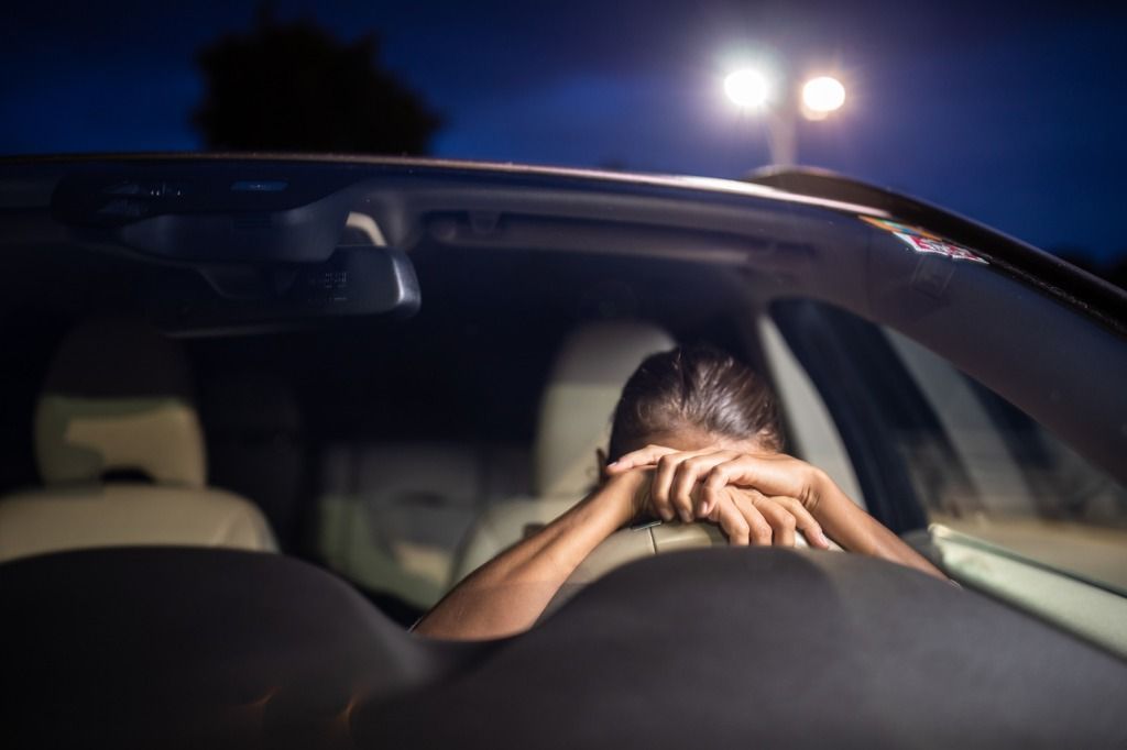 Ketika berkendara, salah satu hal yang harus diwaspadai adalah mengantuk. Mengantuk yang dialami bisa menjadi tanda microsleep, ini penjelasannya.