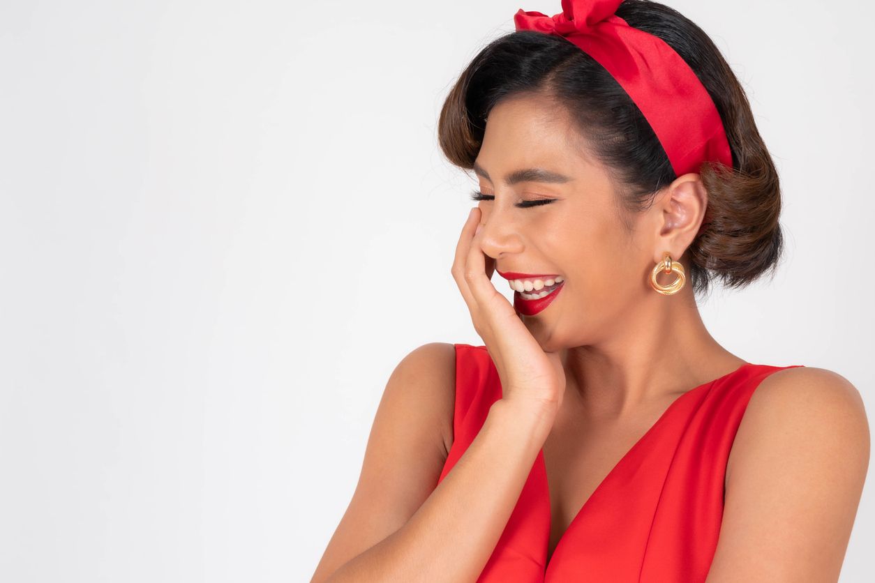 Masalah rambut rontok memang tak pernah ada habisnya.  Untuk mengatasinya, kita menggunakan aksesori berbahan satin. Ada apa saja?