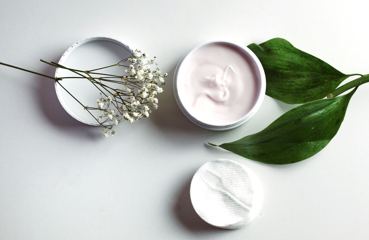 Body butter diklaim mampu melembapkan kulit lebih baik dibandingkan lotion. Yuk, simak lima rekomendasi body butter dari brand lokal ini.