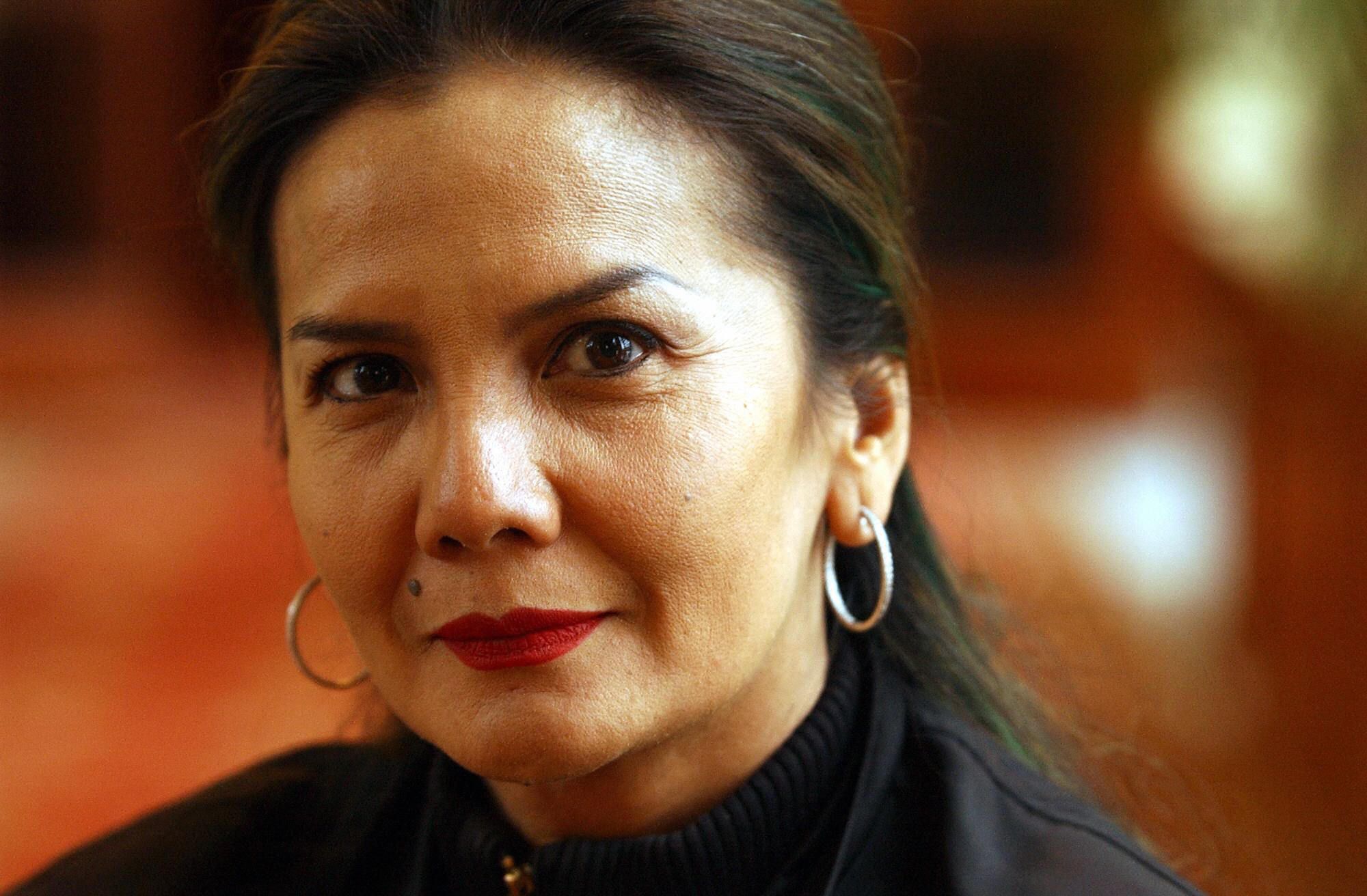 Perjalanan karier Christine Hakim sebagai bintang film yang meraih segudang prestasi. Ternyata pernah enggan jadi selebriti!