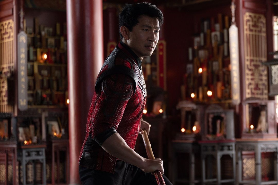 Salah satu film superhero terbaru MCU, Sang Chi and The Legend of The Ten Rings bakal tayang di Disney Hotstar. Ini 3 fakta menariknya. 