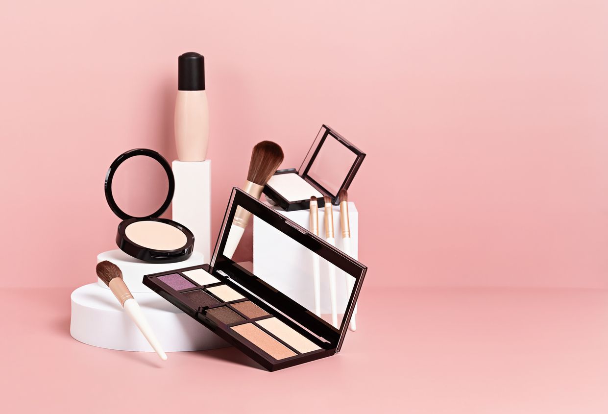  Apa saja sih  bahaya yang dtimbulkan oleh kosmetik  mengandung paraben?Yuk simak ulasan berikut ini.