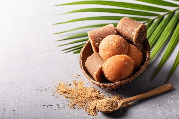 Berikut dua peran gula merah untuk makanan gurih dan bersantan, baik untuk menambah warna maupun menyeimbangkan rasa. Yuk, simak!