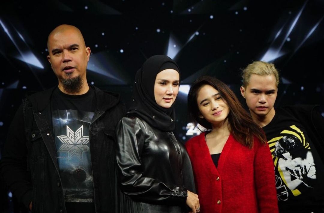 Baru-baru ini Dul mengaku mulai menyebut Mulan dengan sebutan Mami. Ia pun ternyata telah meminta izin pada sang ibu