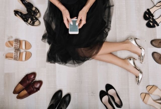 Agar tidak  terkesan berantakan, berikut ini beberapa cara mudah menata koleksi sepatu Kawan Puan, bagaimana caranya?