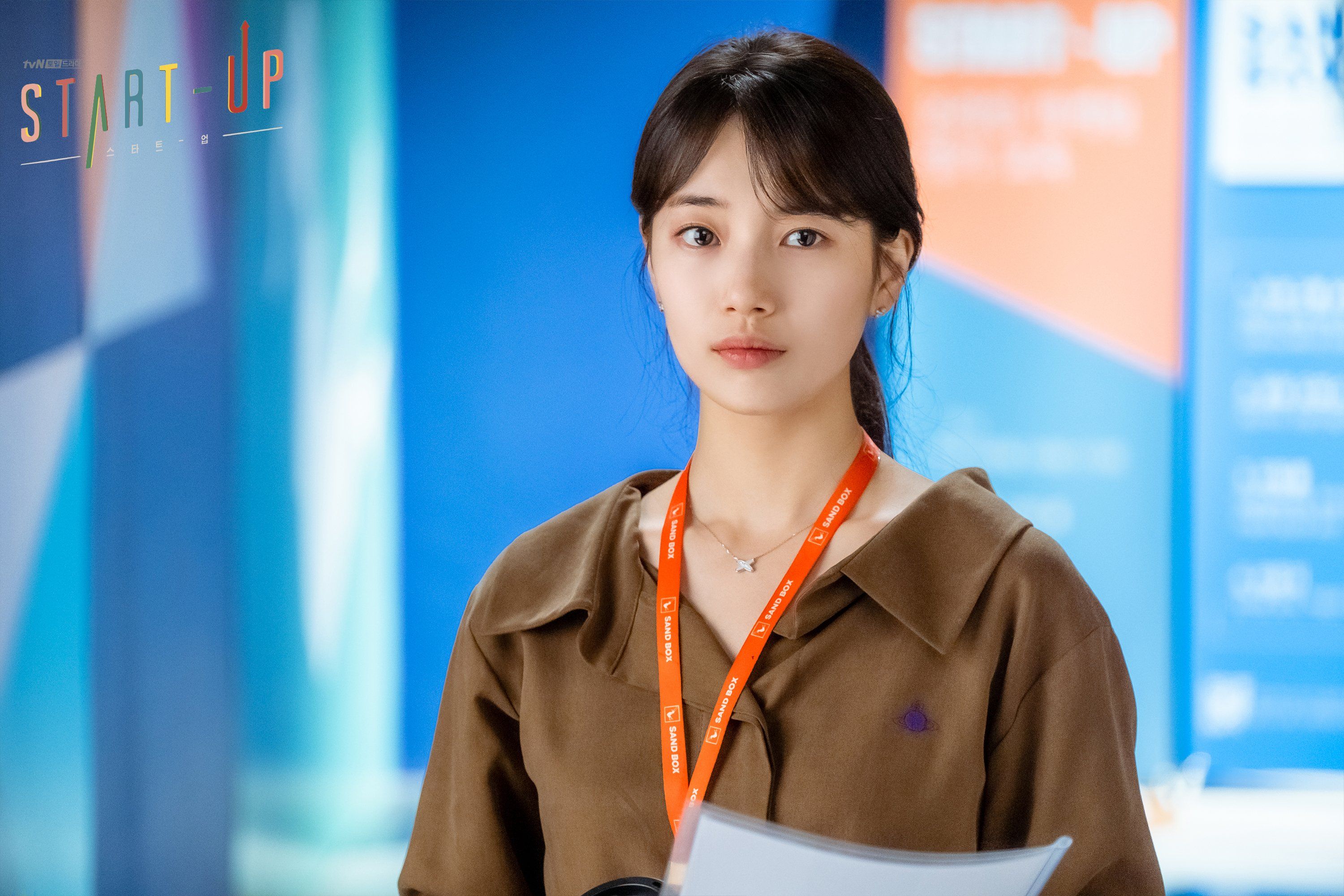Terdapat sejumlah drama Korea yang menampilkan karakter perempuan terlibat dalam cinta segitiga. Apa saja?