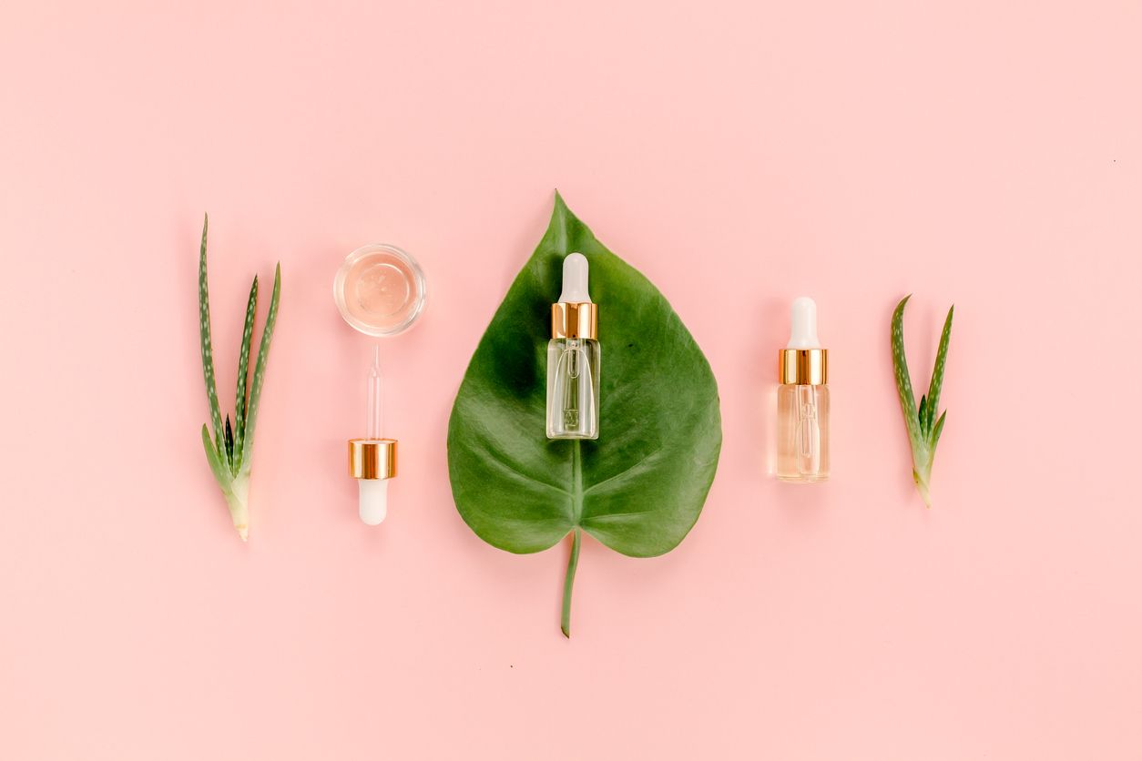 Di antara banyaknya serum lokal yang jadi skincare viral di TikTok, sebagian di antaranya cocok untuk kulit kering. Berikut penjelasannya!